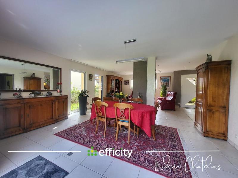 Maison - 172 m² - 5 pièces