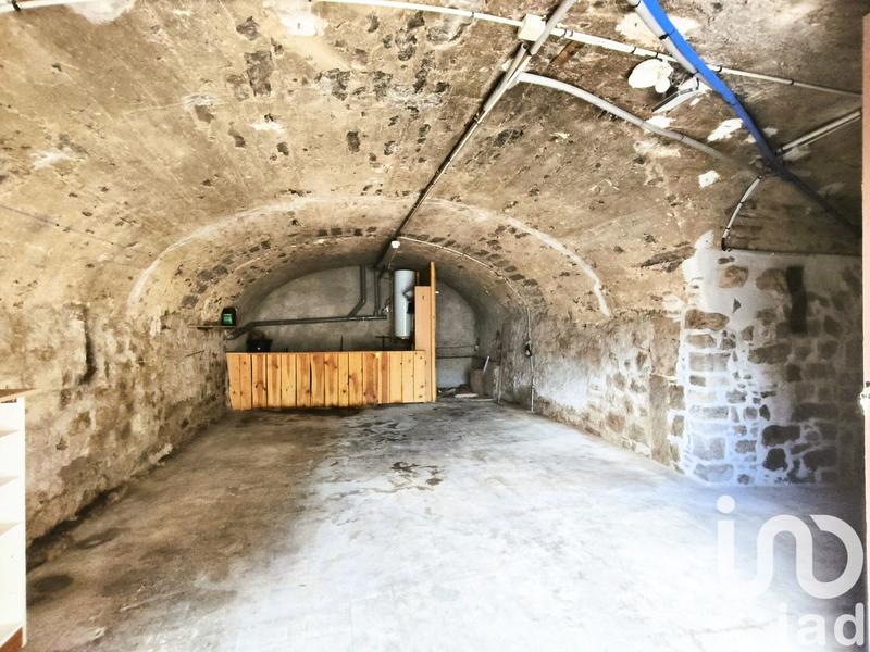 Maison de village - 180 m² - 7 pièces