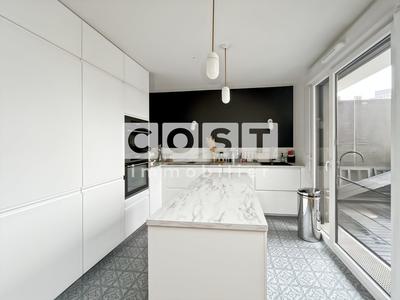 Appartement - 108 m² - 5 pièces