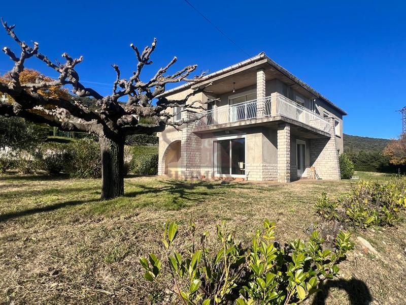 Maison - 162 m² - 7 pièces