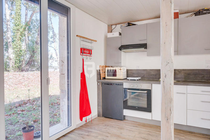 Maison en pierre - 340 m² - 11 pièces