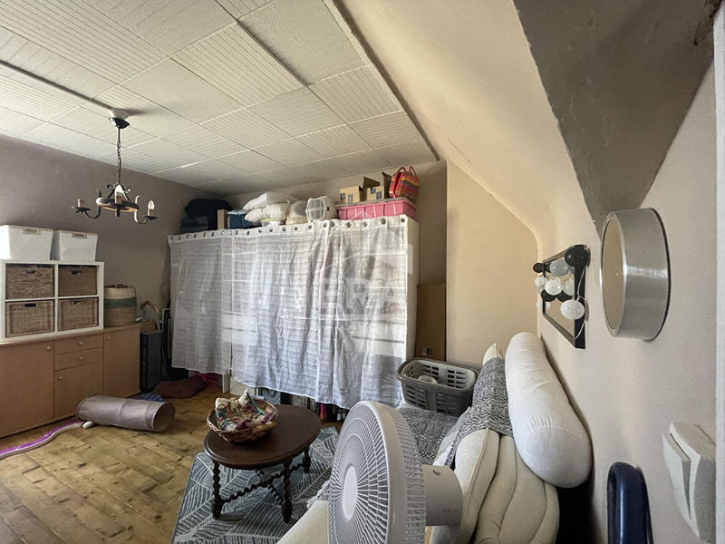 Maison - 93 m² - 4 pièces