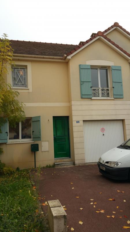 Maison jumelée - 94 m² - 5 pièces