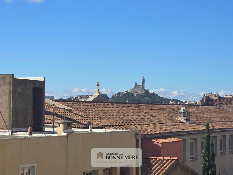 Appartement - 100 m² - 3 pièces