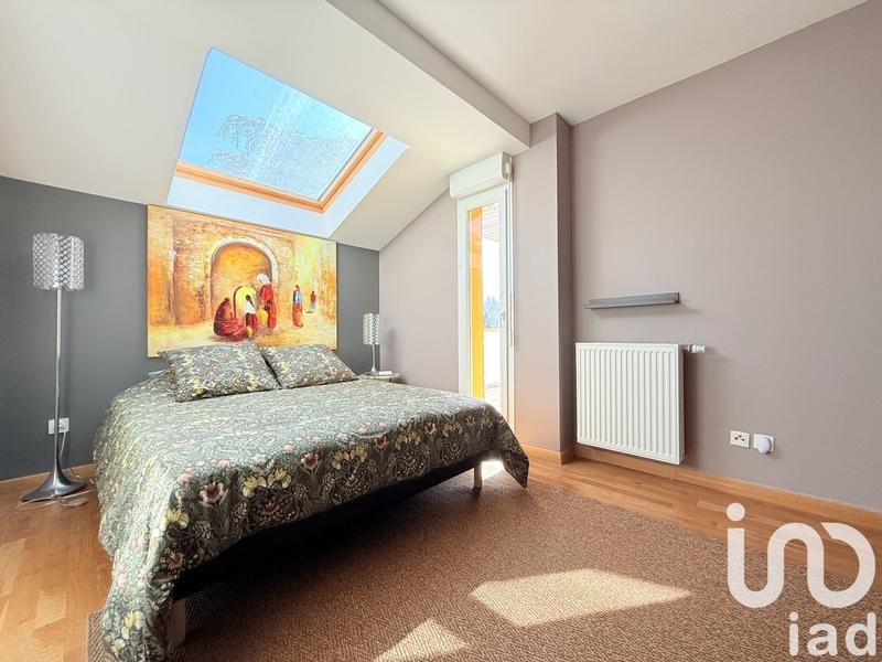 Appartement - 94 m² - 4 pièces