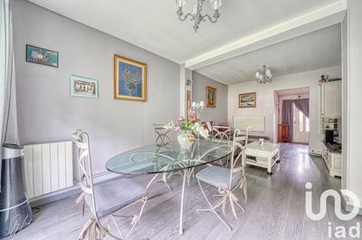 Maison - 125 m² - 7 pièces