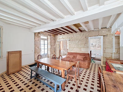 Maison - 222 m² - 6 pièces