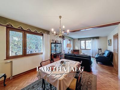 Propriété - 111 m² - 5 pièces