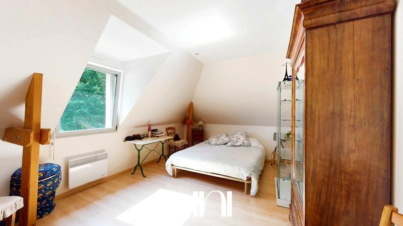 Maison - 264 m² - 8 pièces