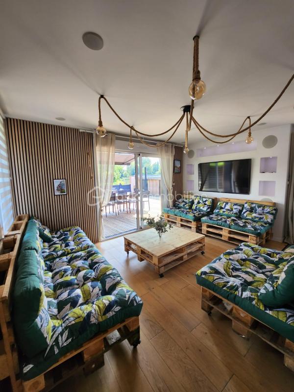 Immeuble - 415 m² - 9 pièces