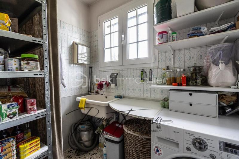 Pavillon - 175 m² - 9 pièces