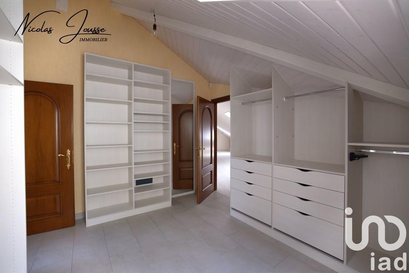 Maison - 450 m² - 20 pièces