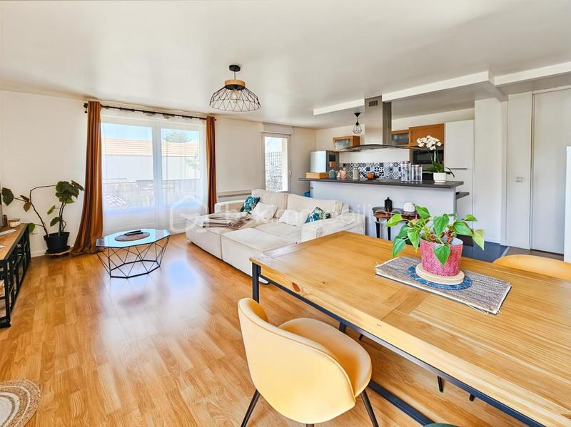 Appartement - 65 m² - 3 pièces