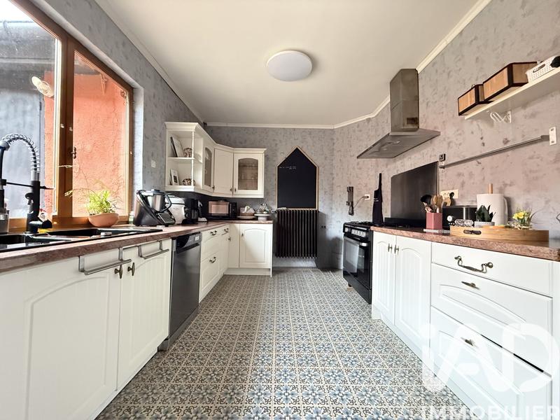 Maison - 172 m² - 7 pièces