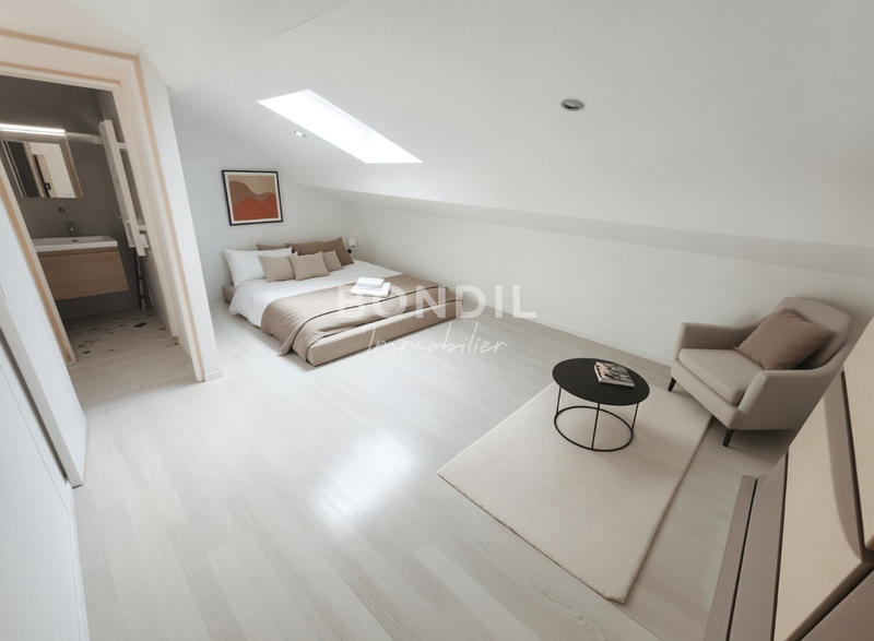 Appartement - 105 m² - 4 pièces