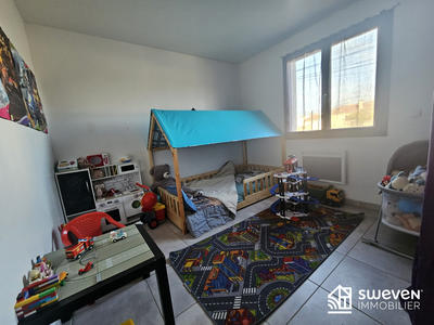 Maison - 104 m² - 4 pièces