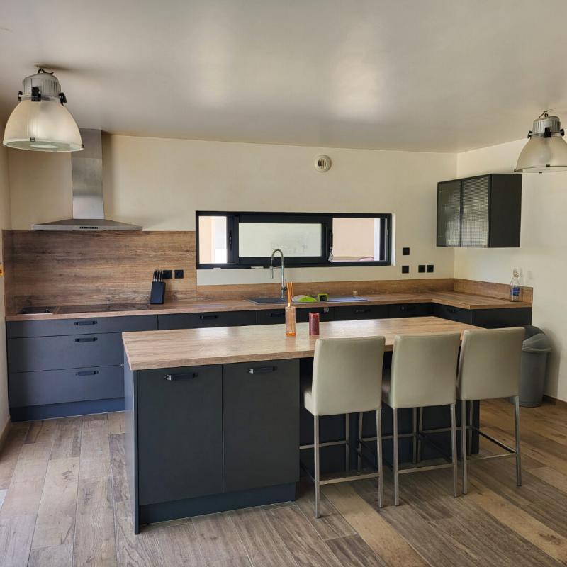 Villa - 223 m² - 7 pièces