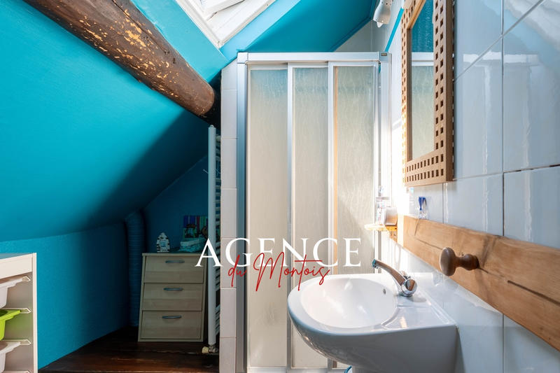 Maison - 165 m² - 7 pièces