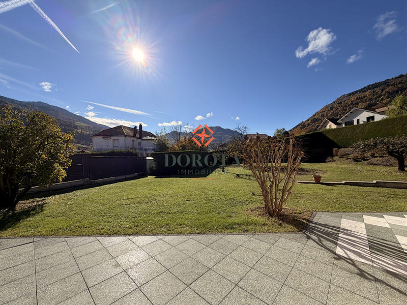 Maison traditionnelle - 162 m² - 5 pièces