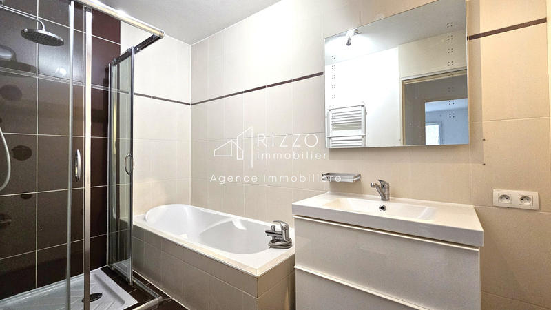 Appartement - 71 m² - 3 pièces