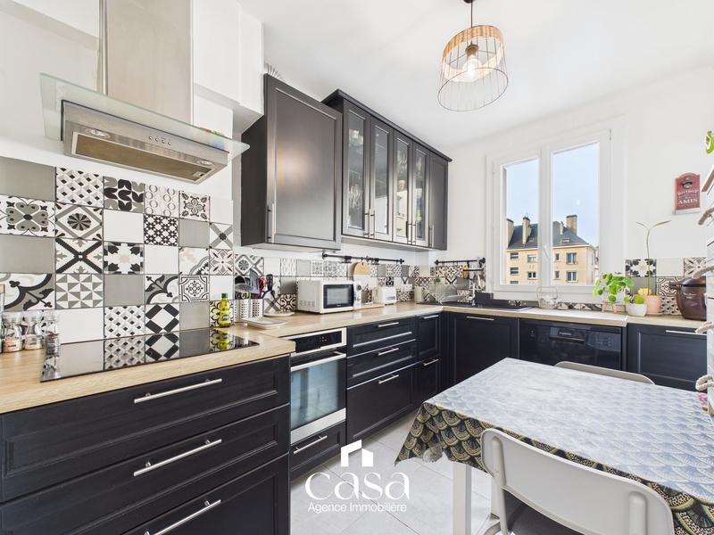 Appartement - 77 m² - 3 pièces