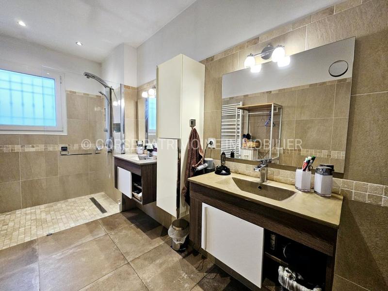 Villa - 152 m² - 4 pièces