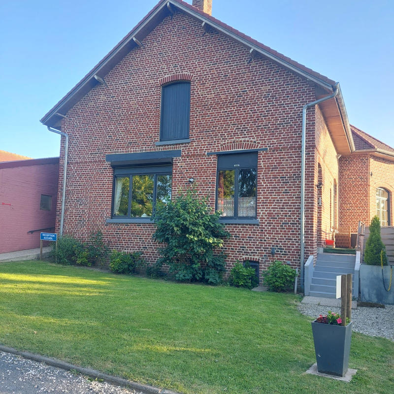 Propriété - 588 m² - 13 pièces