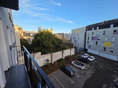 Appartement - 121 m² - 5 pièces