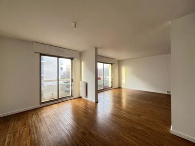 Appartement - 97 m² - 3 pièces