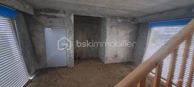 Local commercial - 74 m² - 2 pièces