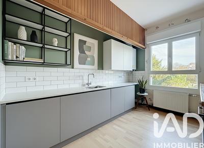 Appartement - 77 m² - 3 pièces