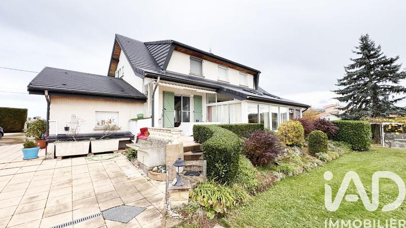 Maison - 179 m² - 6 pièces