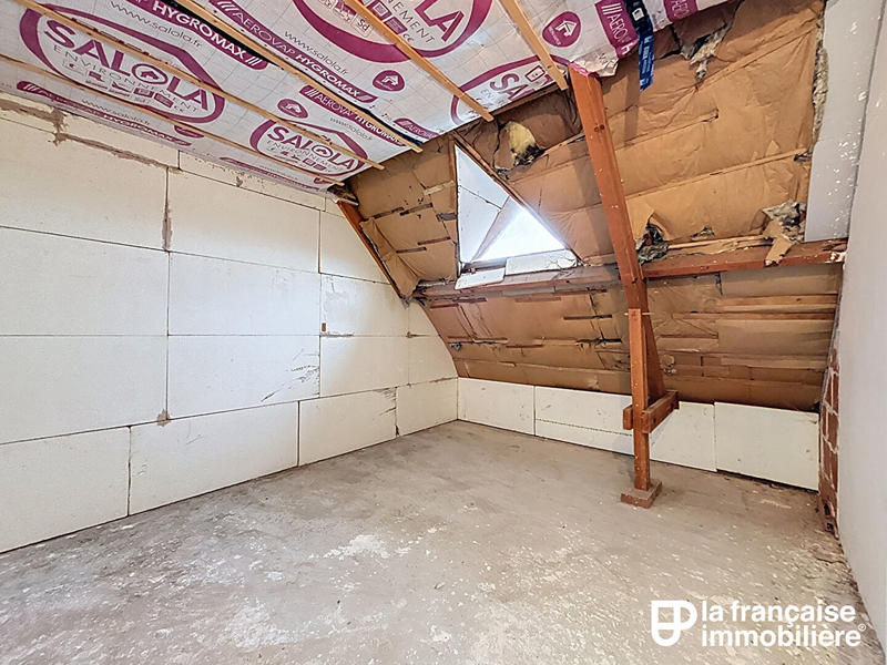 Maison - 111 m² - 6 pièces