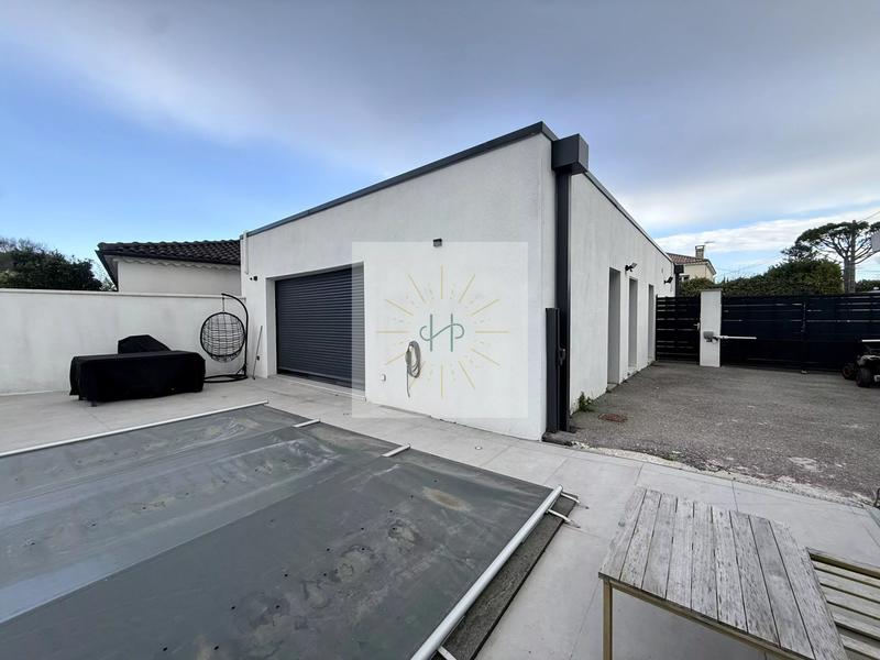 Maison - 87 m² - 5 pièces