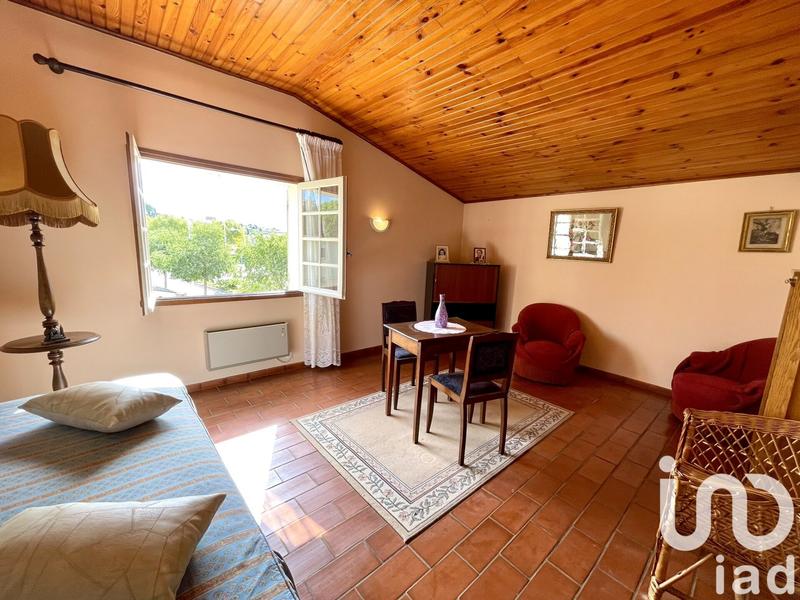 Maison - 193 m² - 5 pièces