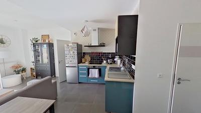 Appartement - 60 m² - 2 pièces