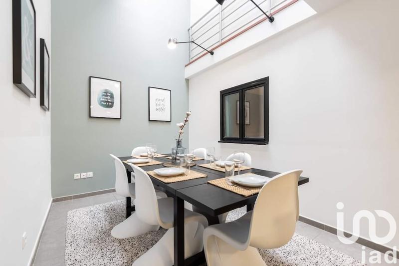 Appartement - 96 m² - 6 pièces