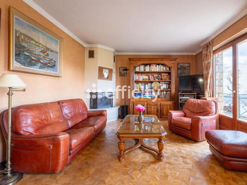 Pavillon - 311 m² - 8 pièces