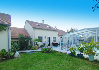 Maison - 143 m² - 7 pièces