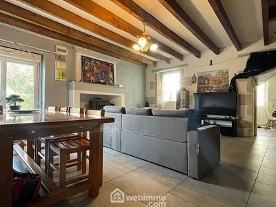 Maison - 140 m² - 4 pièces