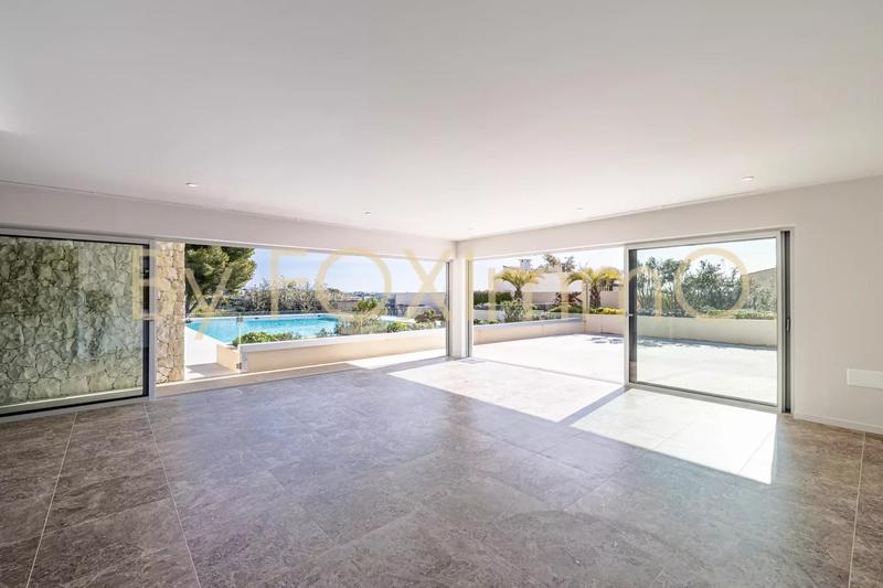 Appartement - 200 m² - 4 pièces