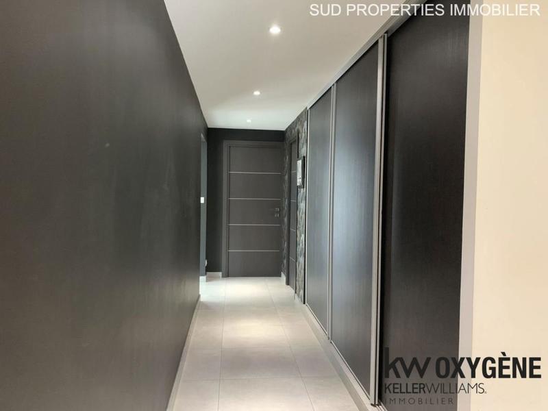 Maison - 210 m² - 6 pièces