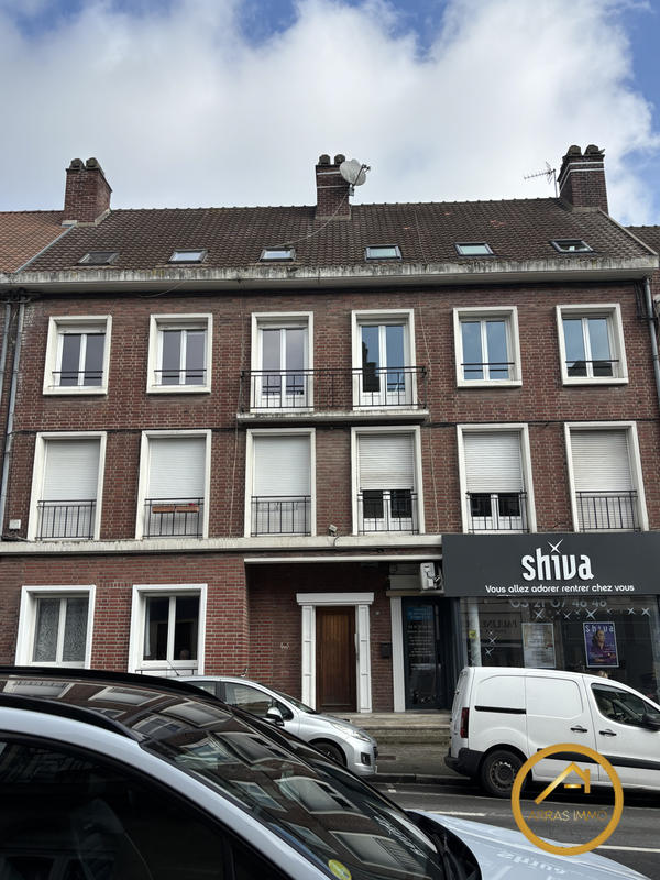 Appartement - 55 m² - 5 pièces