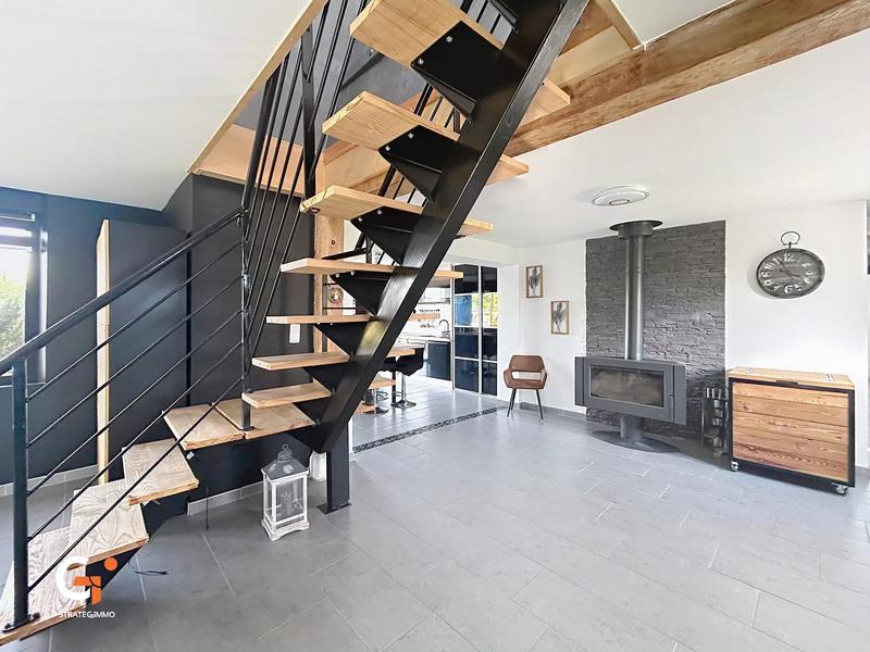 Maison - 160 m² - 5 pièces