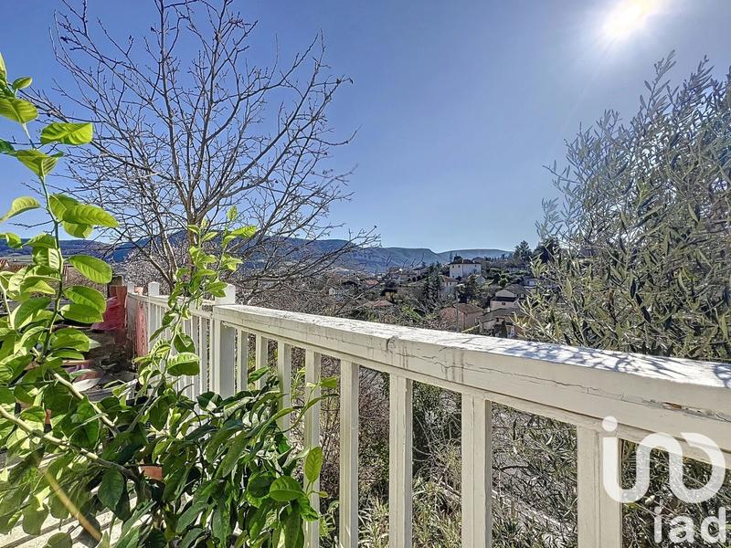 Maison - 107 m² - 5 pièces