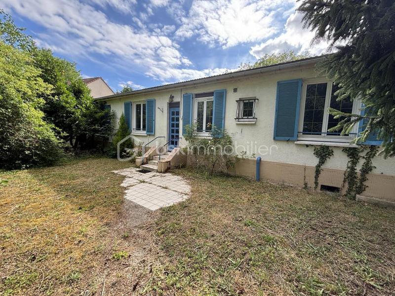 Terrain industriel - 922 m²