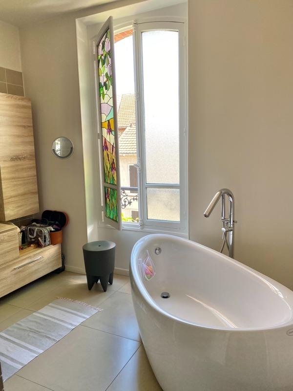 Maison bourgeoise - 235 m² - 8 pièces