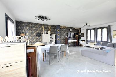 Maison - 117 m² - 5 pièces