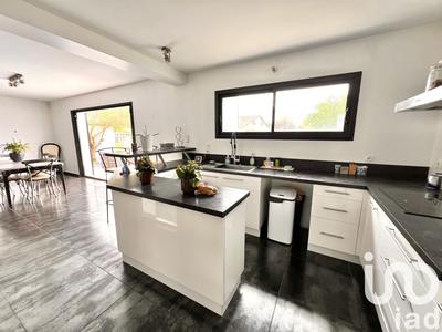 Maison - 165 m² - 6 pièces