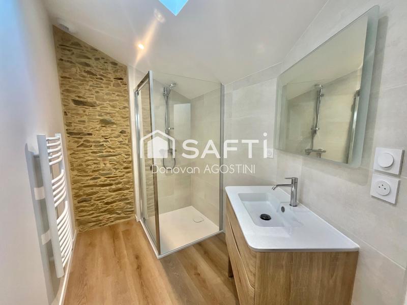 Maison - 137 m² - 7 pièces